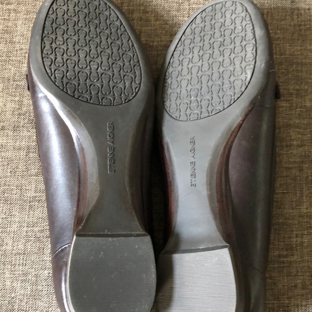 Shoes - Picture 2 of 7